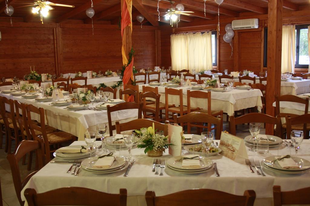 Hotel Mezzaluna كارلوفورتي المظهر الخارجي الصورة